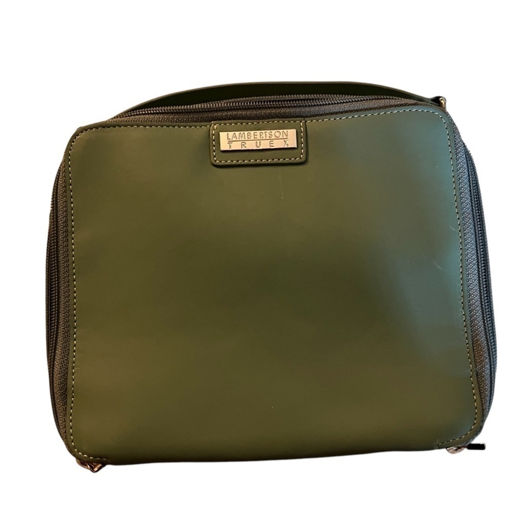Lambertson Truex For La Mer Green Cosmetics Travel Bag View 3